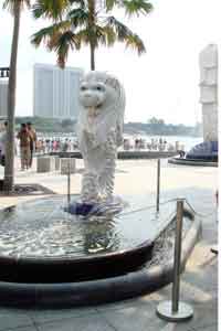 ����ɐ��𕬏o���Ă���}�[���C�I���������܂�