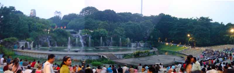 �t�@�E���e���E�K�[�f��